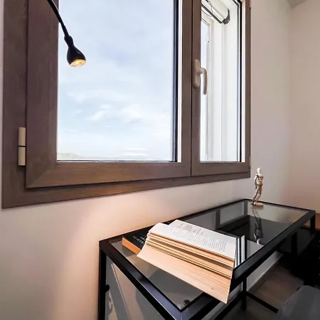 Apartman Francoforte 10 *