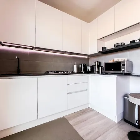 Francoforte 10 Apartman *