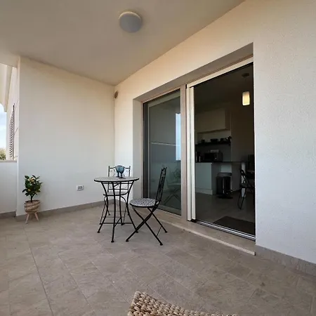 Francoforte 10 Apartman *