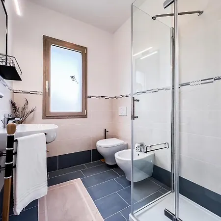 Francoforte 10 Apartament *